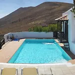 Casa Angel * Mácher