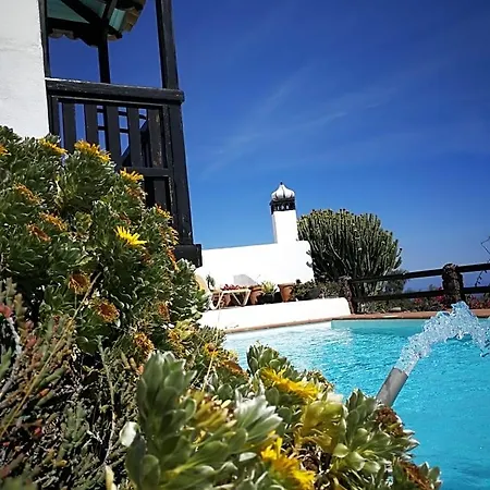Casa Angel Mácher